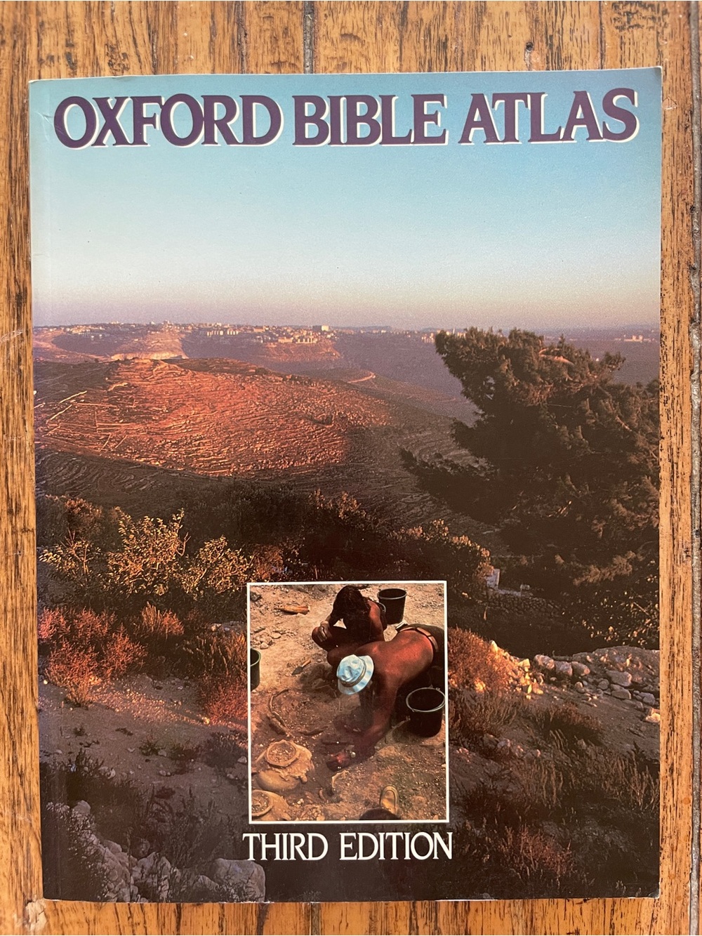 Oxford University Press- Oxford Bible Atlas - Third Edition Printed 1989